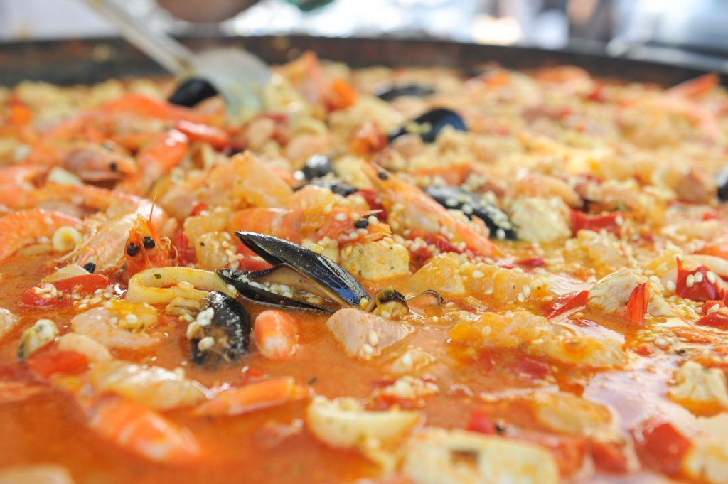 Lola Cocina paella